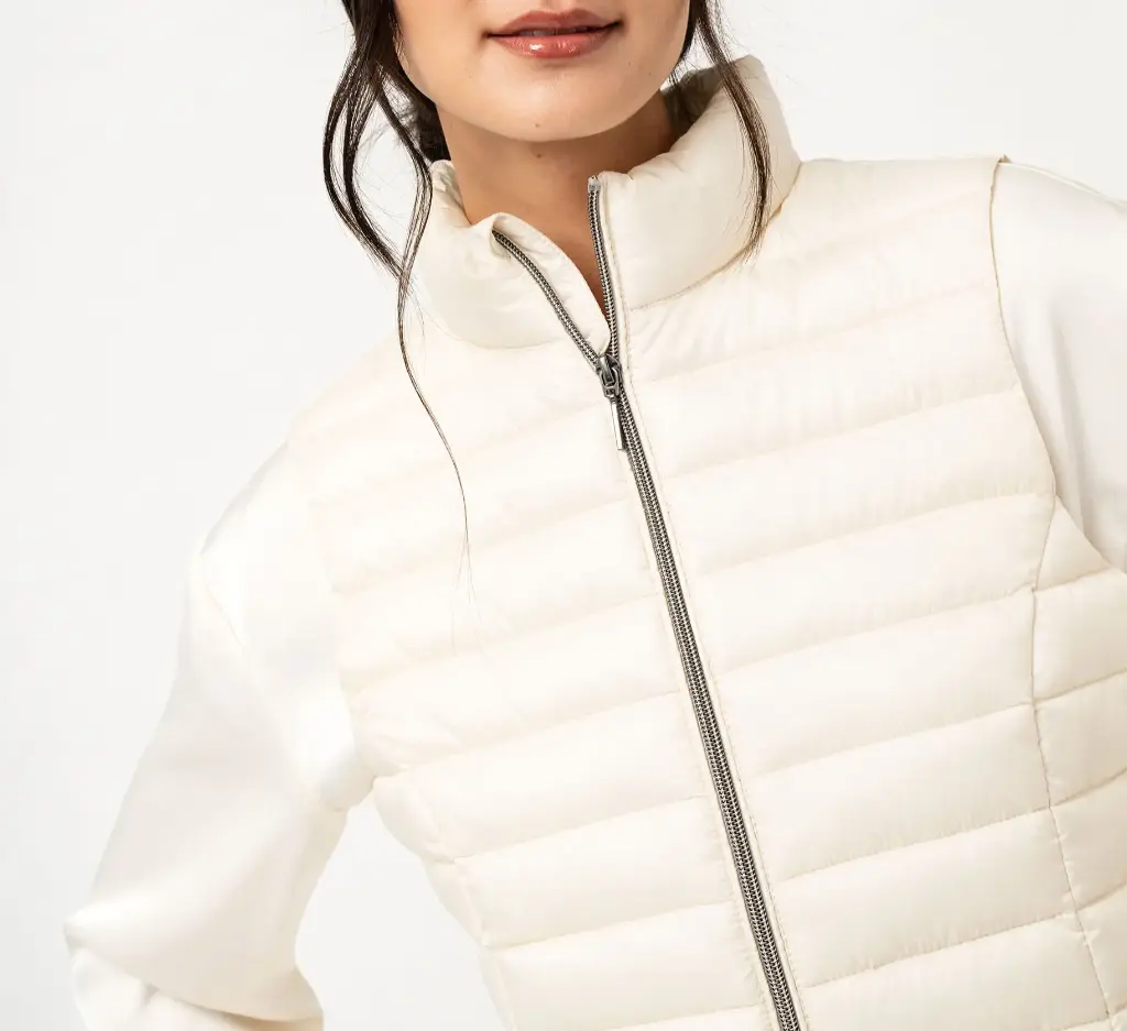 [25GE00061] QABOLA-BODYWARMER MATELASSÉ FEMME ECRUE (S)