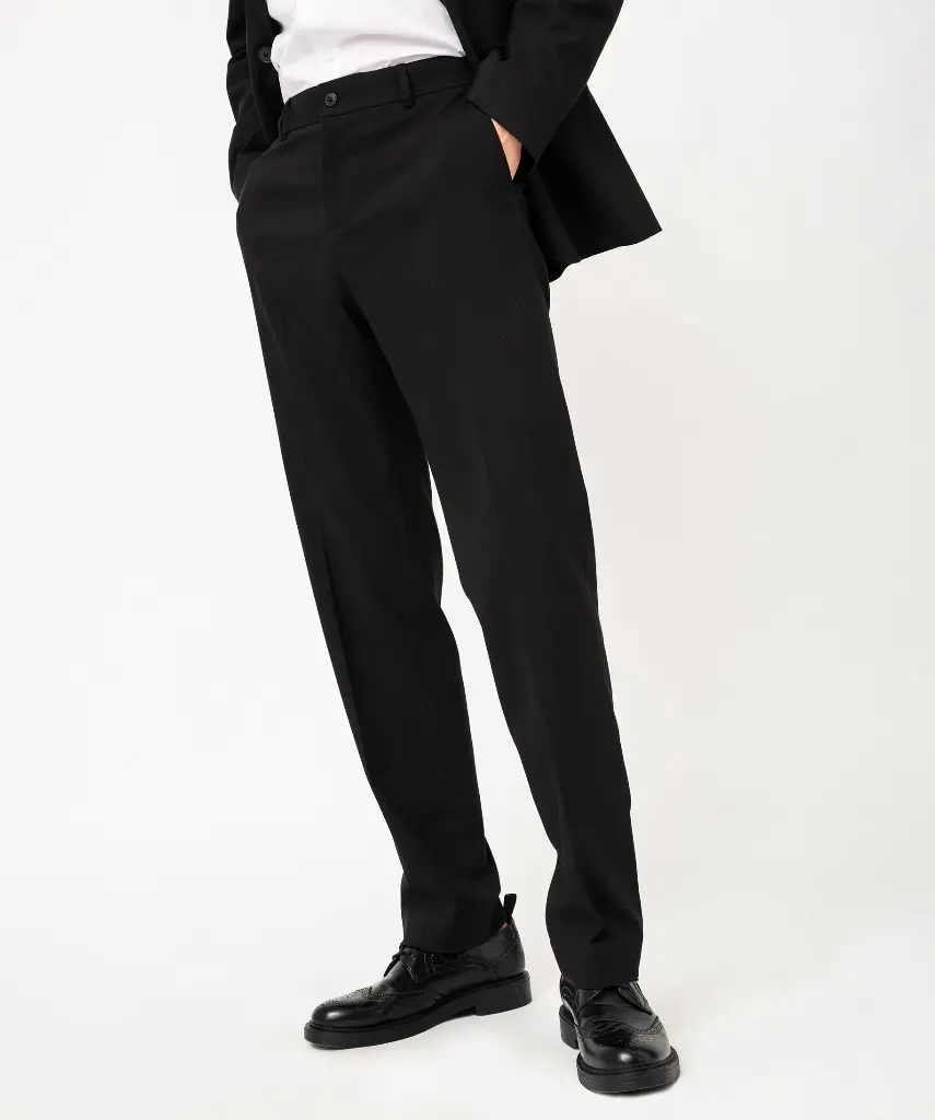 [25GE00071] QOBOPRO-PANTALON COSTUME COUPE DROITE HOMME NOIR (34)